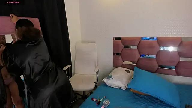 MiiaSmith__ on StripChat