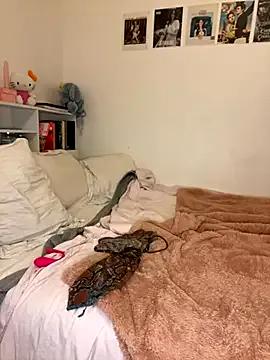 milkyhonybaby — Nue