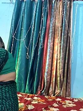 Mis_malika2 — Full nude in in public