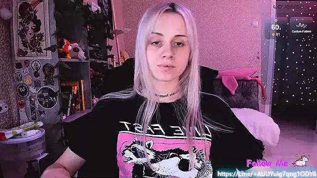 NaniMoore on StripChat 
