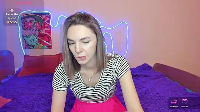 NessaDiazz on StripChat 
