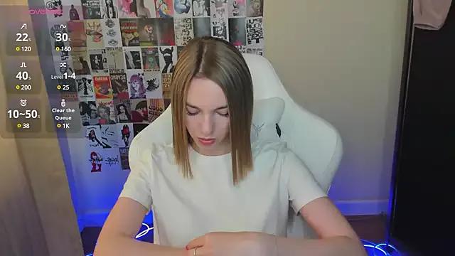 NessaDiazz on StripChat 