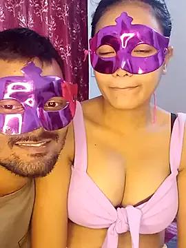 new_coupleee — Freechat on StripChat
