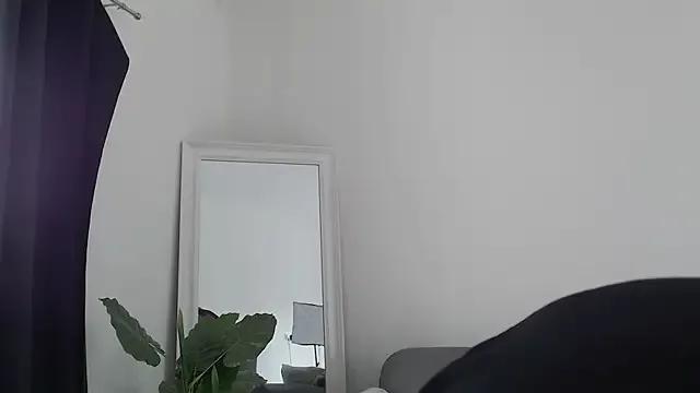 nicole_98 — NudaNORA E LUSH IN ASS E DOMI SULLA FIGA