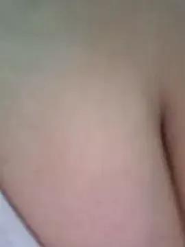 Official_queen on StripChat 