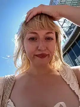 RonnieKiss — take off panties