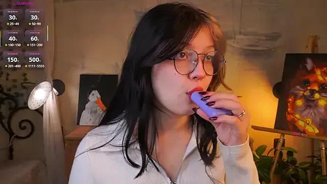 SallyBarnecc on StripChat 