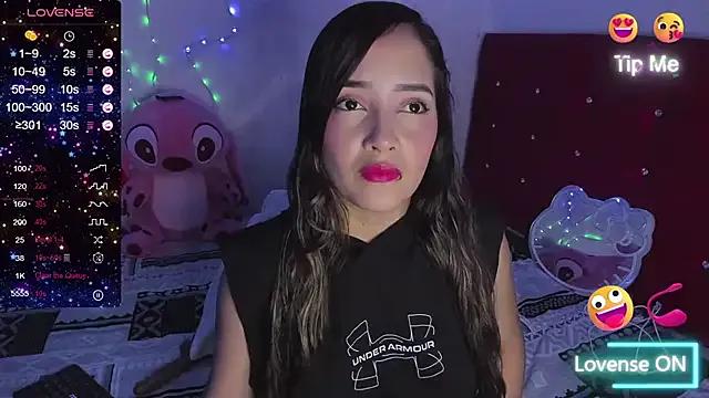 SamanthaCastell13 on StripChat 