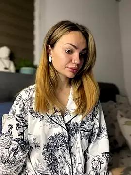 SaraLow — MAKE Me Horny 