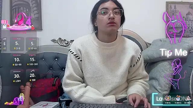 SaraTrump on StripChat 
