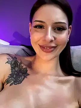 Sassy-Susie on StripChat 