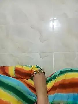 Sellena2 on StripChat 