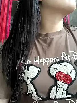 Sweetlove_77 on StripChat 