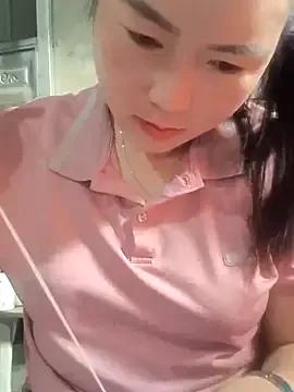 Sweetlove_77 on StripChat 