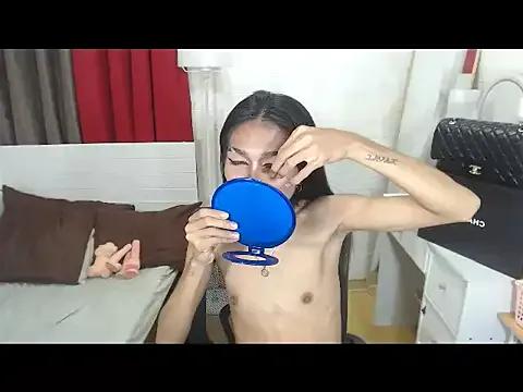 XWildTsClaraHugeCockX's avatar